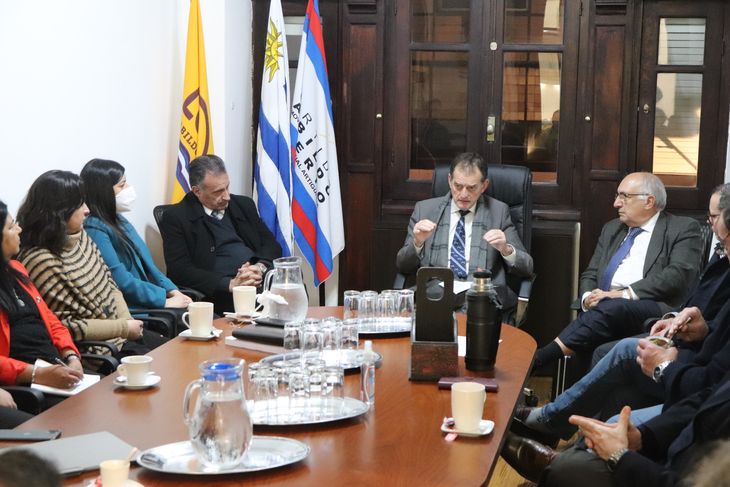 Desde Cabildo Abierto pidieron la renuncia de su director en Ancap por respaldar el pedido de renuncia a Irene Moreira.