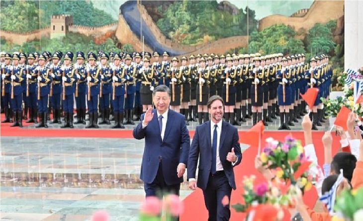El presidente Luis Lacalle Pou y su par de China, Xi Jinping.