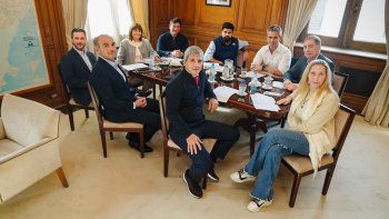 Se reunió la mesa política con miras a que salga la modificación de la ley de tierras