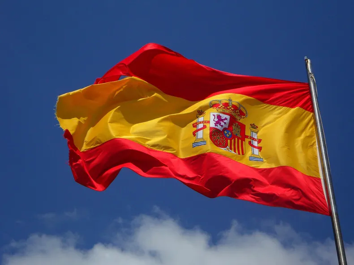 bandera-espana.webp