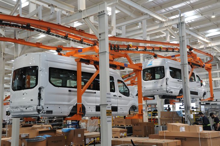 Las exportaciones industriales exhibieron un incremento por primera vez en el año.