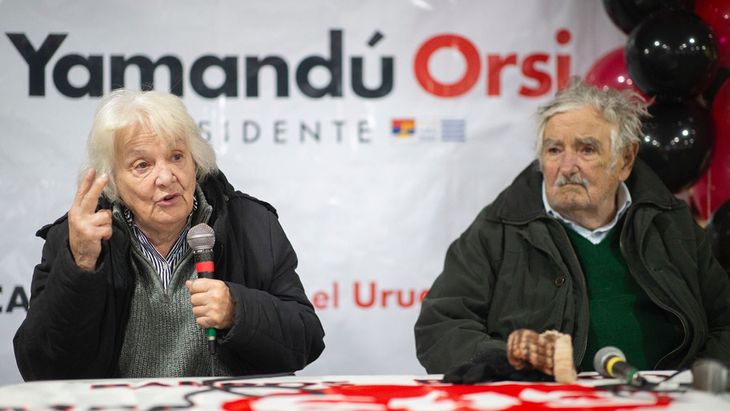 El PCU mostró sus diferencias con los dichos de José Mujica y Lucía Topolansky.