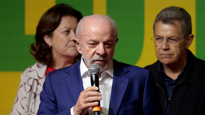 Bolsonaro se imponía en Brasil por dos puntos sobre Lula, que va por el milagro en la segunda vuelta