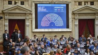 Diputados aprobó la Ley Bases