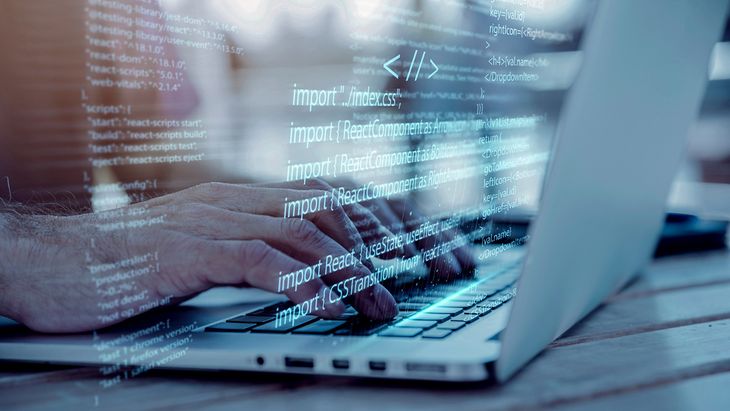 Casi la mitad de TI uruguayas aseguraron que crecieron en ventas durante el primer semestre de 2023.