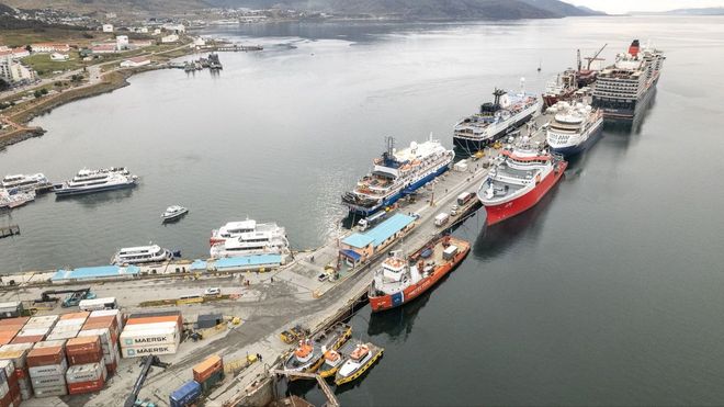 Intervención, contratos millonarios y reclamos: qué pasa con el puerto de Ushuaia