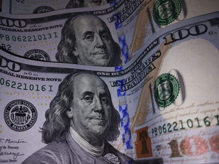 El atraso cambiario en Uruguay es del 16%.