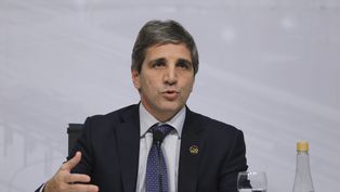 Luis Caputo.