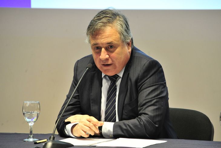 El ministro de Industria, Energía y Minería, Omar Paganini.