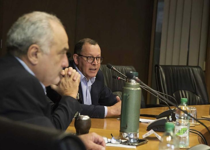 Álvaro Perrone aseguró que gran parte de los uruguayos están bebiendo sal con agua.