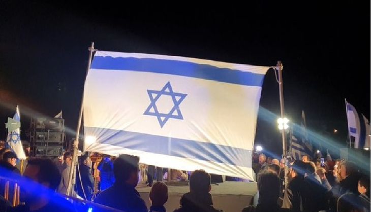 Tres organizaciones judías fueron amenazadas de bomba y los agresores firmaron a nombre de Javier Milei.