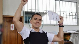 Alberto Fernández felicitó a Ecuador por sus elecciones en las que ganó Daniel Noboa.
