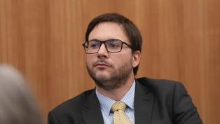 oscar agost carreno: que francos explique por que no aplican la ley