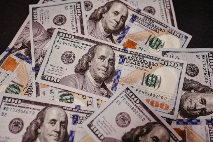 El dólar cerró la semana con una suba de 0,46% que lo dejó en su valor más alto en casi 20 días.