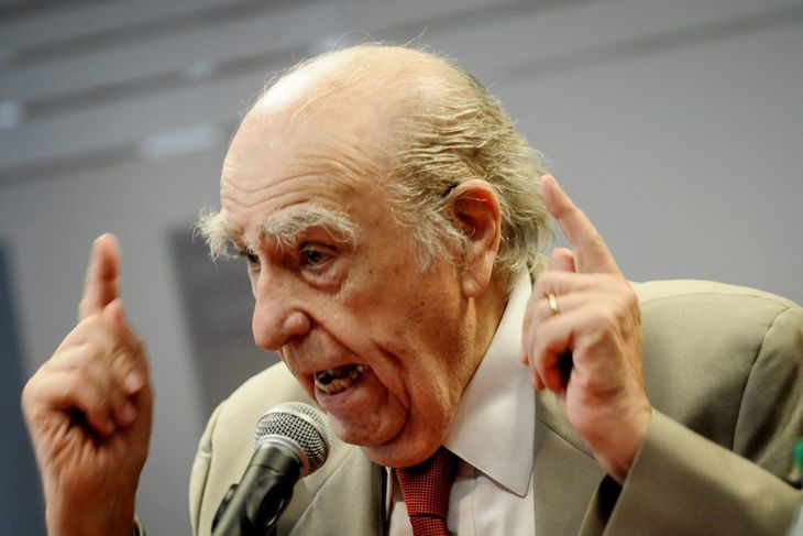 Julio María Sanguinetti, ex presidente del Uruguay y actual secretario general del Partido Colorado.&nbsp;