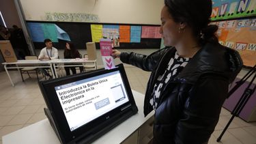 Las elecciones legislativas las vivís en Radio 10