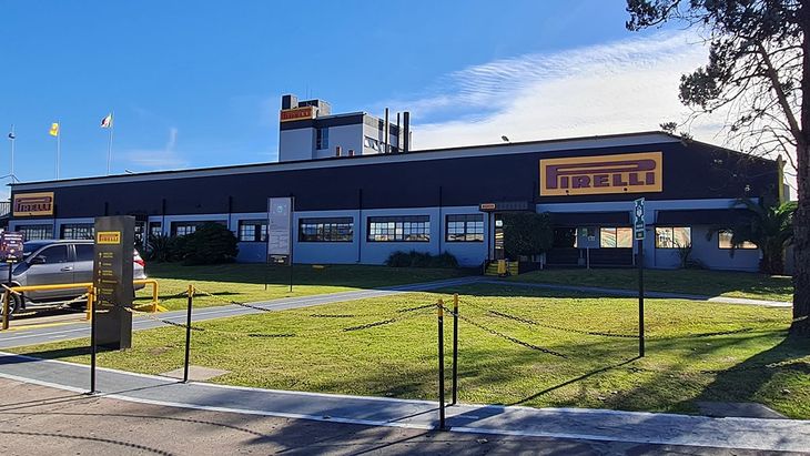 La fábrica de neumáticos Pirelli está en la localidad bonaerense de Merlo.
