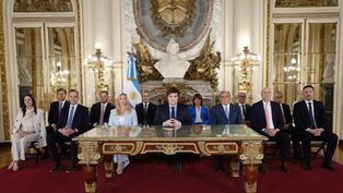 Javier Milei y su gabinete.