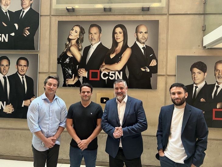 Grupo Indalo: Nicolás Bocache, Ignacio Vivas, el ministro Paulo Pimienta y Julián Leunda.