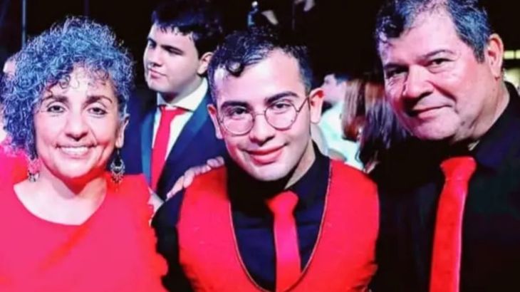 Marcela Acuña, César y Emerenciano Sena.