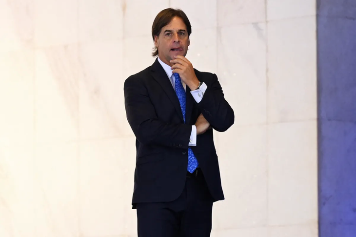 El presidente Luis Lacalle Pou dio su negativa a una intervención del mercado cambiario.