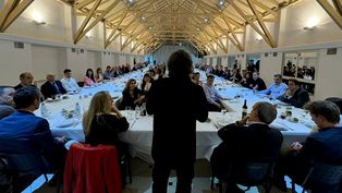 las imágenes del asado por el veto al aumento a jubilados