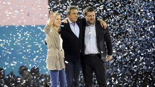 Sergio Massa junto a Leandro Santoro y Bárbara Rossen