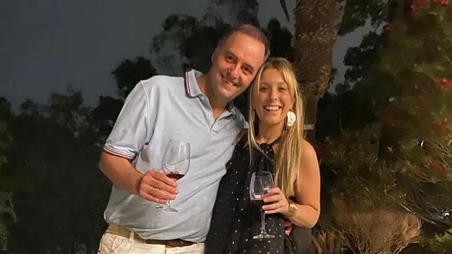 Adorni, más complicado: la Justicia confirmó que viajó a Aruba