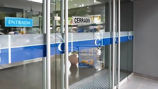 El lunes no abrirán los bancos en todo el país