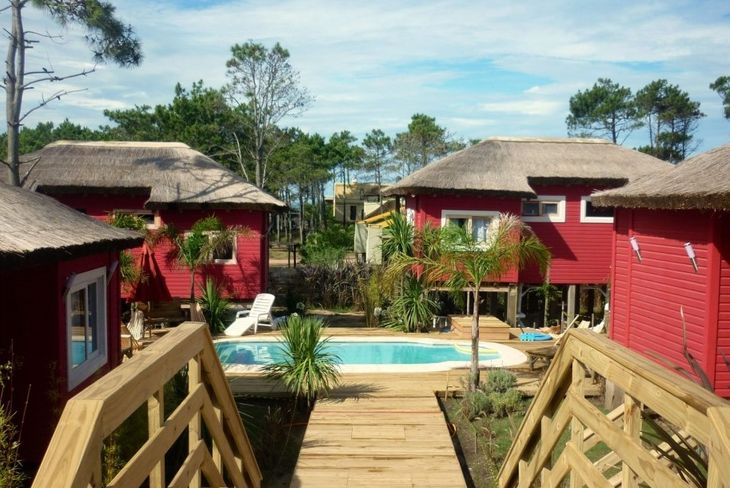 El gobierno exoneró a las inmobiliarias del impuesto a los alquileres temporales, ante el avance de las plataformas digitales. (Foto: Turismo Rocha)