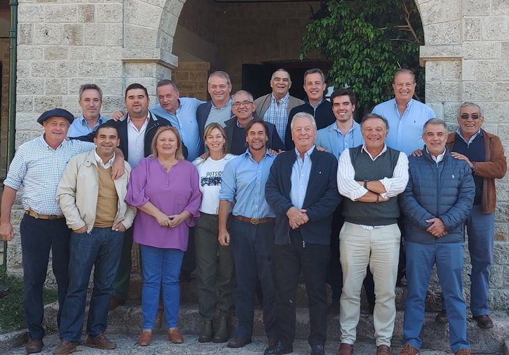 Los intendentes blancos se reunieron con el presidente para hablar sobre la coyuntura política en Uruguay.