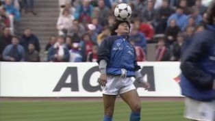 Diego Maradona y una entrada en calor histórica.