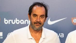 pablo garcia lago: las donaciones tienen la firma del tesorero, no fue una donacion