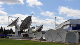 el gobierno nos trata muy mal: paro de trabajadores de arsat para denunciar el ajuste de milei