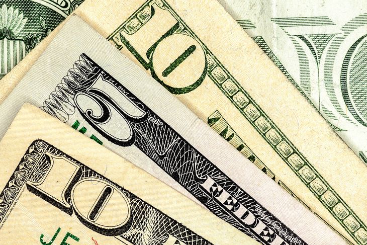 El dólar subió un 0,43% dentro de la franja de los 38 pesos.