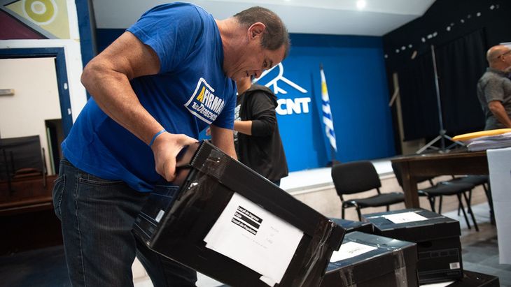 El PIT-CNT decidió que entregará las firmas para promover el plebiscito contra la reforma de la seguridad social el próximo 27 de abril.