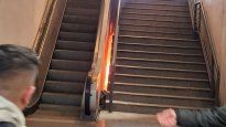 Caos y desalojo en la estación Constitución por el incendio de una escalera mecánica