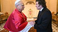 el gobierno confirmo que milei tendra una reunion privada con el papa leon xiv