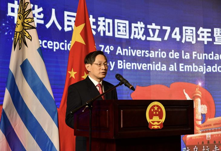 El embajador de China en Uruguay, Huang Yazhong, aseguró que las presiones del Mercosur han retrasado una decisión política con respecto al TLC.