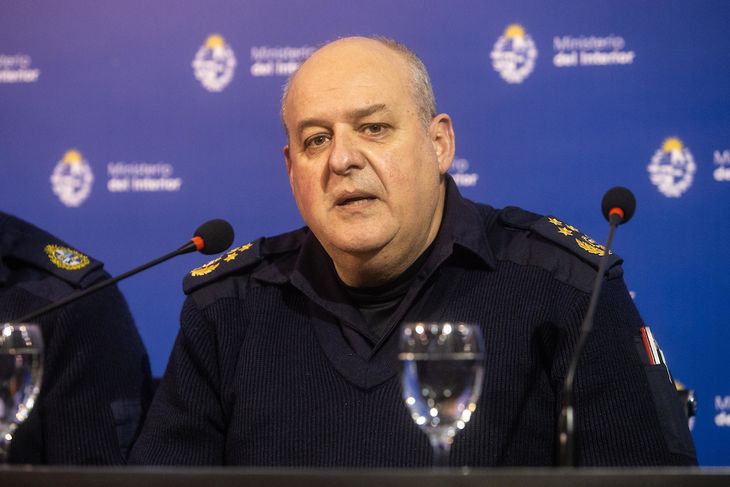 El subdirector de la Policía Nacional, Héctor Ferreira, renunció luego de verse involucrado en el caso Astesiano que sacude a la política uruguaya.