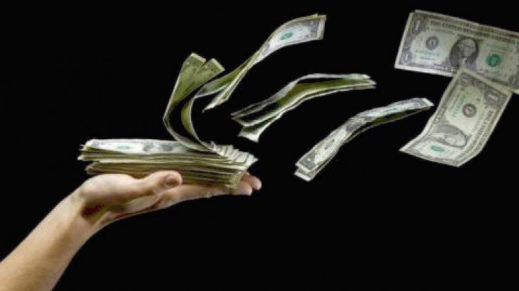 Dolar futuro vuelan.jpg