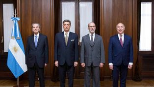 la corte suprema suspendio elecciones en tucuman y san juan