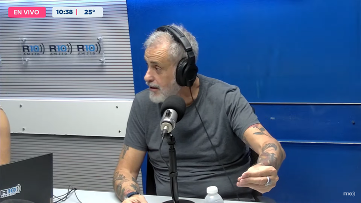 Rial sobre los perros de Milei.