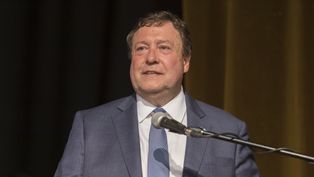 El gobernador de Río Negro, Alberto Weretilneck, apuntó contra Milei.