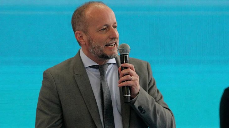 Insaurralde renunció a su candidatura a concejal de Lomas de Zamora.