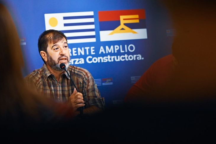 Fernando Pereira tildó de autoritario al secretario de Presidencia, Álvaro Delgado.