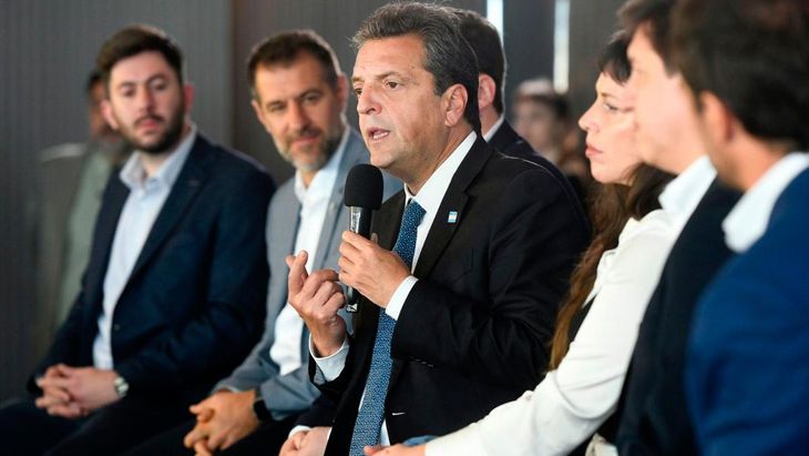 Sergio Massa propuso la obligatoriedad de robótica y programación