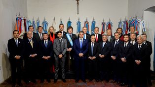 Milei firmó el Pacto de Mayo.