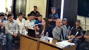 Los imputados y su abogado, Hugo Tomei, en la jornada de alegatos por el crimen de Fernando Báez Sosa.