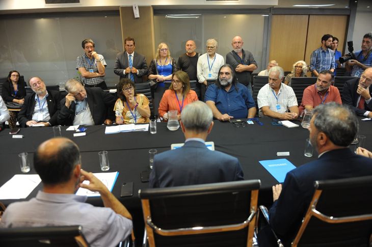 Los gremios docentes anunciaron otro paro nacional